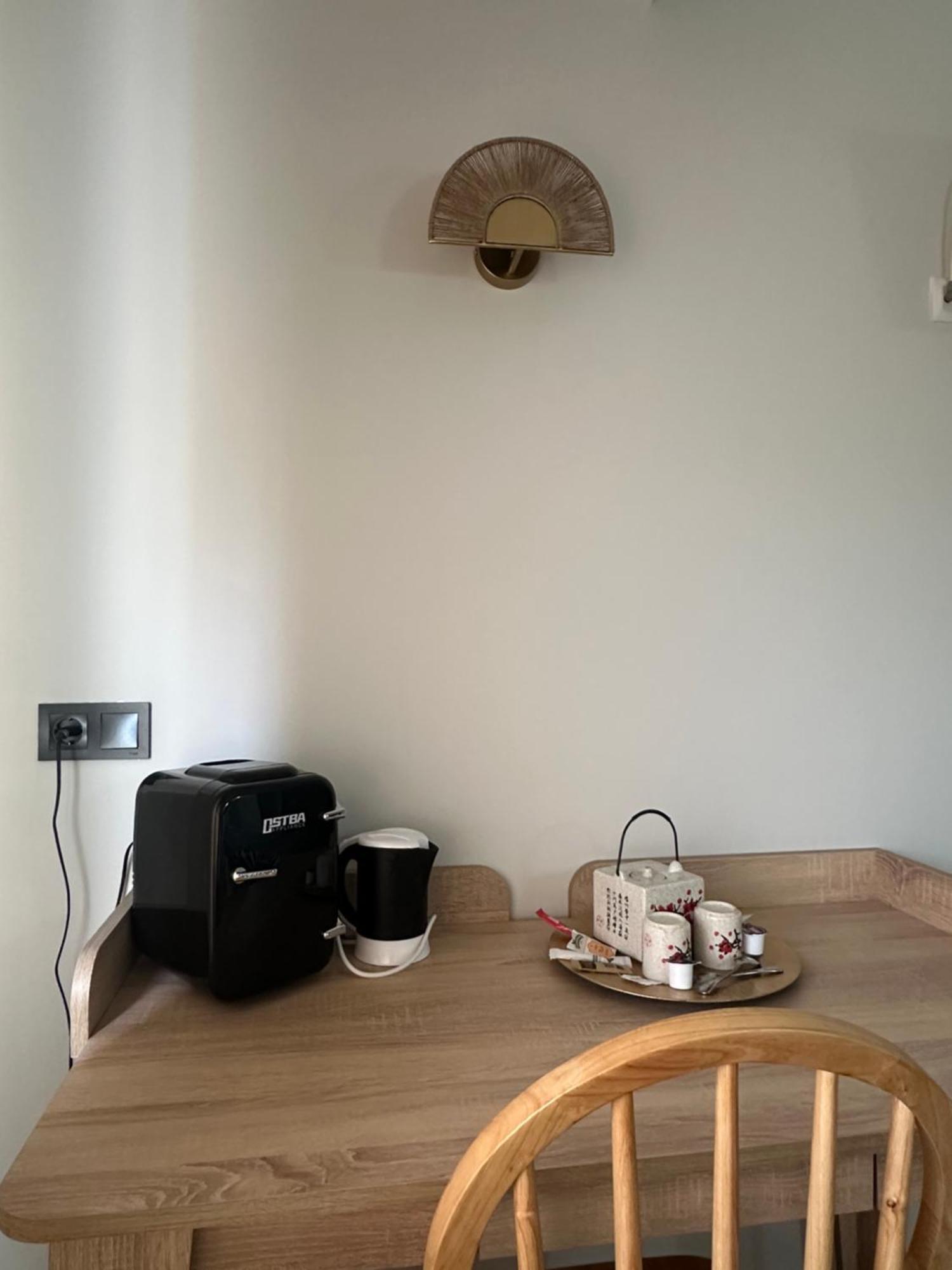 Hostal Fronton Alcobendas Exteriör bild
